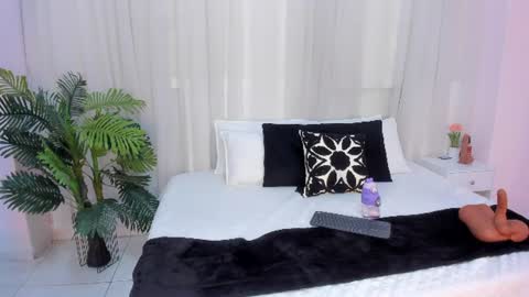      online show from 07/04/26, 05:19