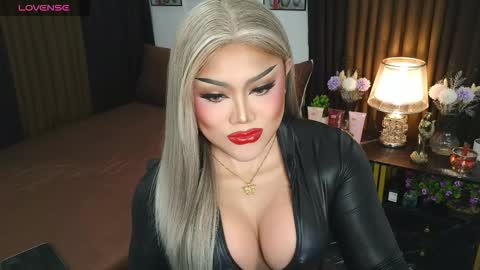 Snapshot of jasmine_brandy chatting on 09/15/25, 09:59 Jasmine Brandy online show from 09/15/25, 09:59