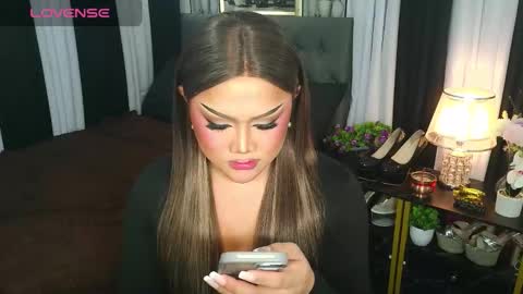 Snapshot of jasmine_brandy chatting on 11/26/25, 11:22 Jasmine Brandy online show from 11/26/25, 11:22