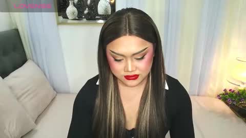 Snapshot of jasmine_brandy chatting on 12/17/25, 11:00 Jasmine Brandy online show from 12/17/25, 11:00