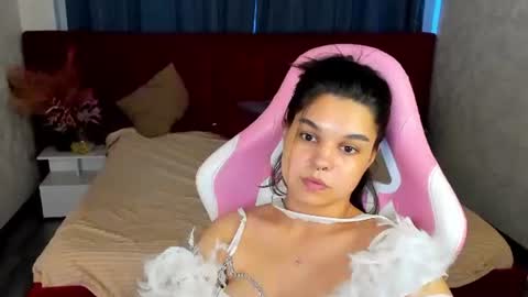 Snapshot of jasmine_burke chatting on 07/14/26, 10:21 Jasmine Burke online show from 07/14/26, 10:21