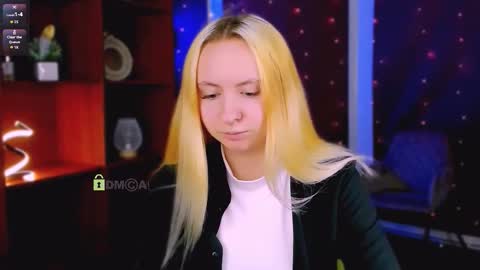 Snapshot of jasmine_eyes chatting on 03/01/26, 07:38 jasmine_eyes online show from 03/01/26, 07:38