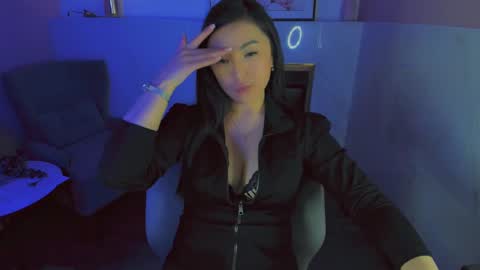 Jasmine online show from 02/21/25, 09:56