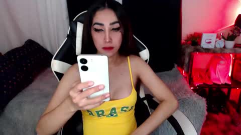 lavander  not for free show  online show from 12/27/24, 06:53