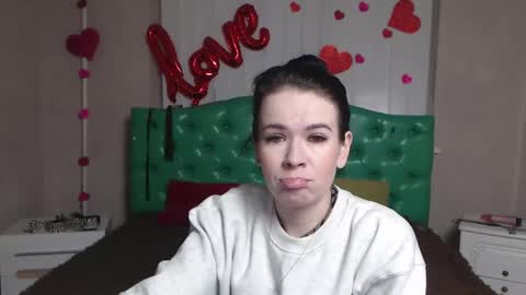 JasmineKouch online show from 02/11/26, 06:29