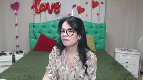 Snapshot of jasminekouch chatting on 05/28/26, 06:16 JasmineKouch online show from 05/28/26, 06:16