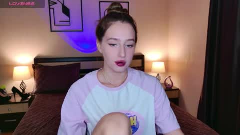 Jasmine online show from 10/04/25, 04:43