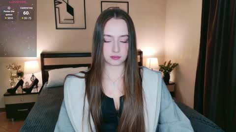 Jasmine online show from 12/22/25, 04:31