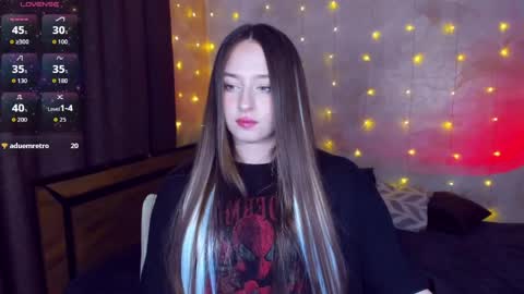 Jasmine online show from 03/29/26, 10:04