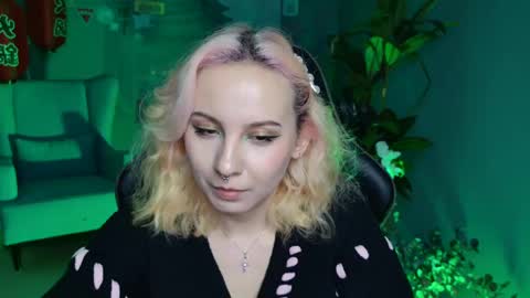 Jasmine online show from 02/13/25, 11:28