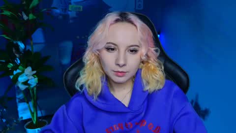 Jasmine online show from 02/25/25, 05:08