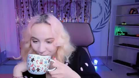 Jasmine online show from 02/28/25, 05:15