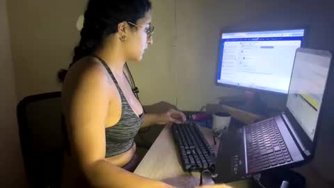 Jasmine online show from 03/17/26, 08:23