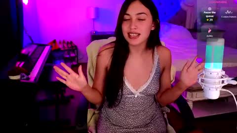 Snapshot of jasminewinters chatting on 04/25/26, 01:41 Jasmine Winters online show from 04/25/26, 01:41