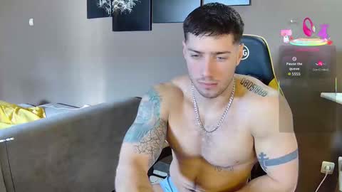 Snapshot of jason_thegreat chatting on 10/16/25, 12:17 Jason theGreat online show from 10/16/25, 12:17