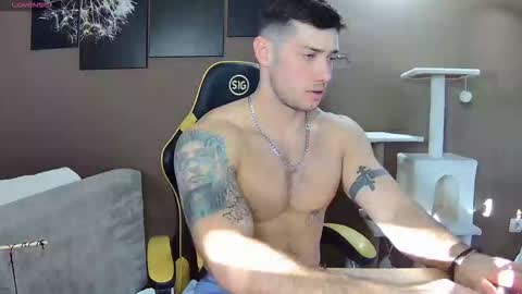 Snapshot of jason_thegreat chatting on 11/13/25, 01:54 Jason theGreat online show from 11/13/25, 01:54