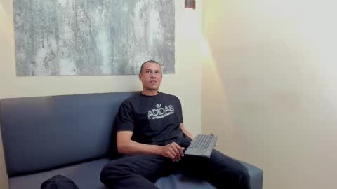 Snapshot of jason_tomas chatting on 02/07/26, 08:12 Jason online show from 02/07/26, 08:12