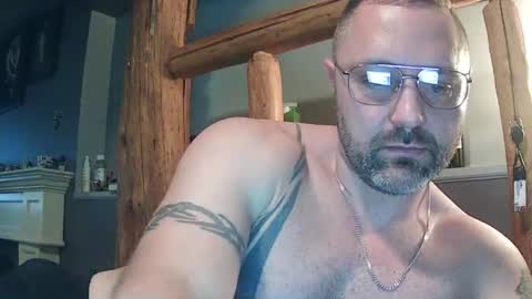 Snapshot of jasonskink99 chatting on 12/31/24, 05:29 jasonskink99 online show from 12/31/24, 05:29