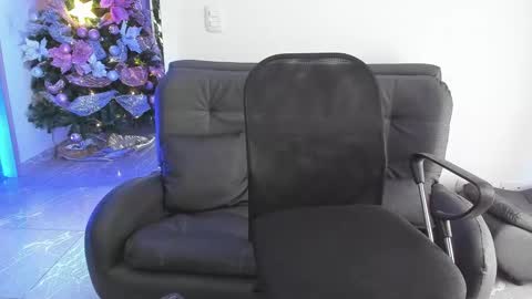 JASPER JONES online show from 12/25/24, 12:15