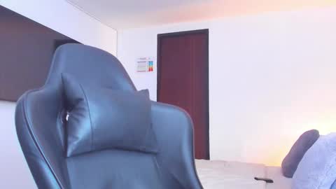 JBrooksXx online show from 09/11/25, 05:46