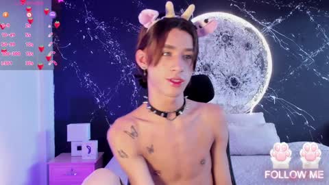 Snapshot of jaspercooper_ chatting on 01/11/25, 01:43 Jasper Cooper online show from 01/11/25, 01:43