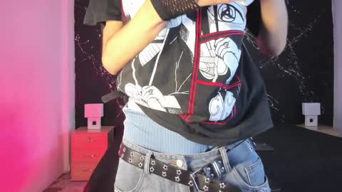 Snapshot of jaspercooper_ chatting on 01/17/25, 01:24 Jasper Cooper online show from 01/17/25, 01:24