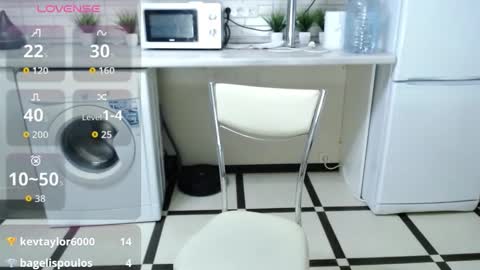 Snapshot of jassicaonline chatting on 12/14/25, 08:13 jassicaonline online show from 12/14/25, 08:13