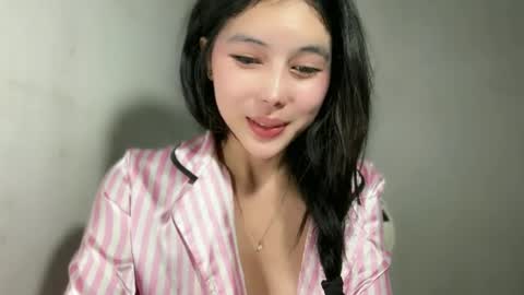 Snapshot of jassie_baee chatting on 07/20/26, 06:32 jassie_baee online show from 07/20/26, 06:32