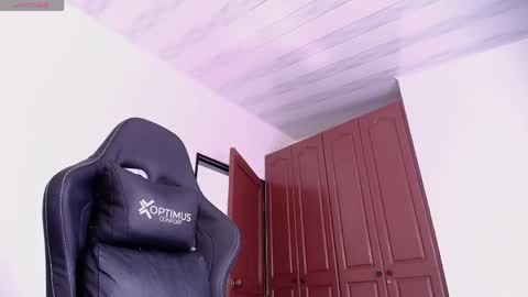 JKing  online show from 04/17/26, 06:44