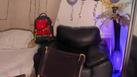 Lil Dark online show from 12/20/25, 02:51