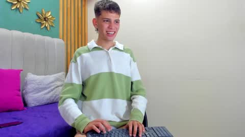 J A S S O N  online show from 12/26/24, 03:42