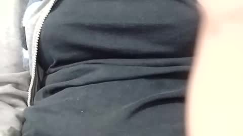 jasspreettt online show from 03/04/25, 11:08