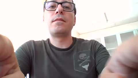Snapshot of javelin83 chatting on 07/06/26, 11:40 Javelin83 online show from 07/06/26, 11:40