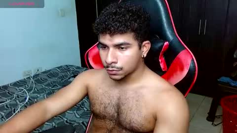 Snapshot of javier_hot27_ chatting on 06/13/26, 07:01 Javier Herrera online show from 06/13/26, 07:01
