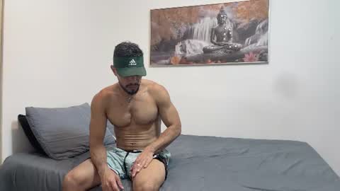 Snapshot of javiercarrera222 chatting on 06/14/26, 02:57 Javier online show from 06/14/26, 02:57
