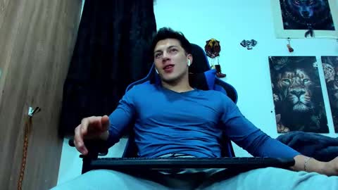 Javier online show from 02/23/25, 01:13