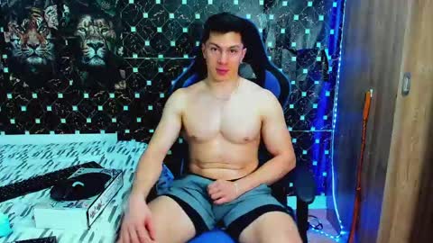 Snapshot of javiersexymann chatting on 06/06/26, 11:53 Javier online show from 06/06/26, 11:53