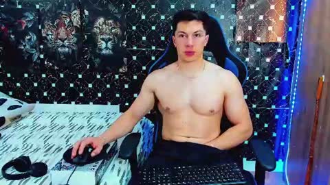 Snapshot of javiersexymann chatting on 06/10/26, 09:35 Javier online show from 06/10/26, 09:35