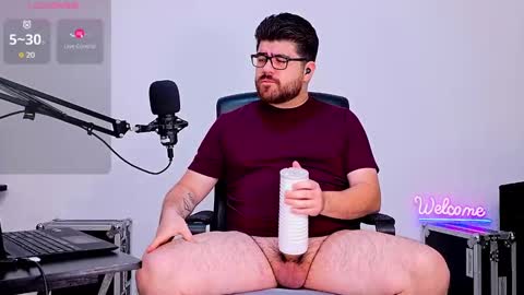 Jax Luna online show from 01/01/25, 06:38