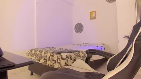 Snapshot of jax_maliq chatting on 09/23/25, 02:47 jax_maliq online show from 09/23/25, 02:47