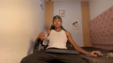 Snapshot of jax_maliq chatting on 10/04/25, 02:09 jax_maliq online show from 10/04/25, 02:09