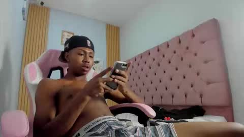 Snapshot of jax_maliq chatting on 10/15/25, 05:29 jax_maliq online show from 10/15/25, 05:29