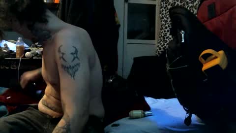 Snapshot of jax_skyfallin chatting on 01/08/25, 05:37 jaxxx666 online show from 01/08/25, 05:37