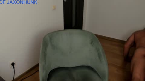 JaxonHunk online show from 12/31/24, 01:47