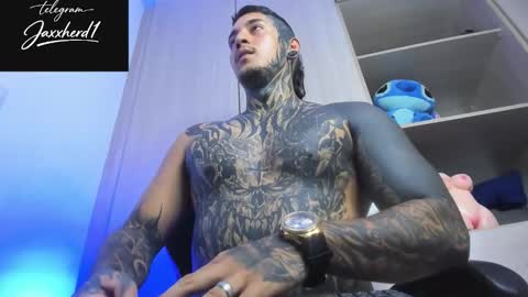 Michael independient model online show from 02/12/26, 05:08