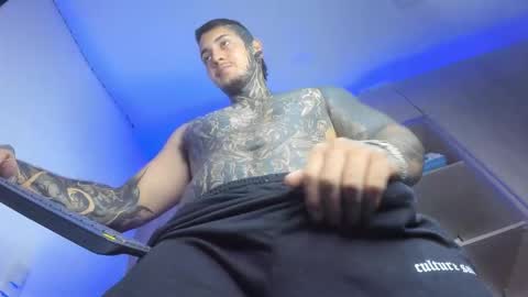 Michael independient model online show from 02/27/26, 06:30