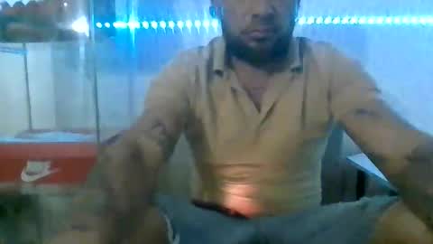 jay594025 online show from 04/19/26, 09:19