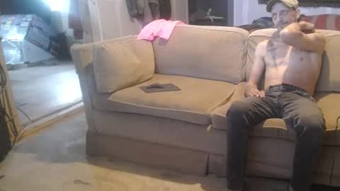 Snapshot of jay_short7863 chatting on 03/04/25, 10:38 O F jay short786 online show from 03/04/25, 10:38
