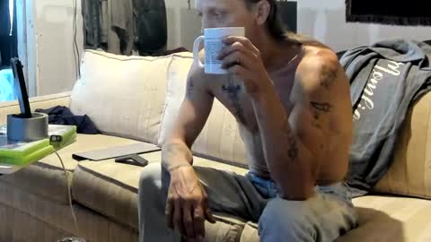 Snapshot of jay_short7863 chatting on 10/07/25, 04:04 O F jay short786 online show from 10/07/25, 04:04