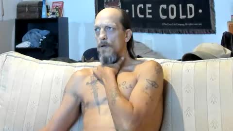 Snapshot of jay_short7863 chatting on 10/18/25, 01:01 O F jay short786 online show from 10/18/25, 01:01